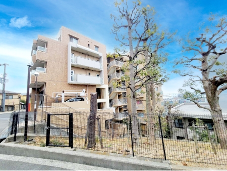 グローバル吹田・新芦屋
