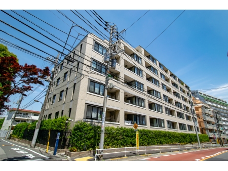 ザ・ヒルズ市谷薬王寺