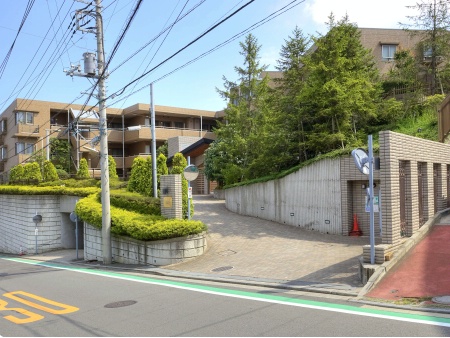コリーヌヴェール横濱山手