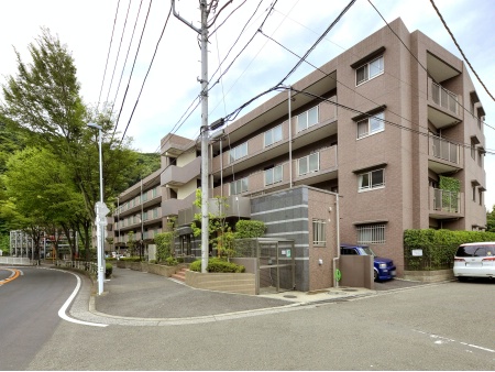 サングレイス能見台南