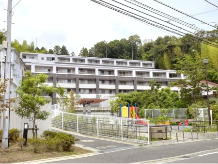 リステージ本郷台デュアルマークス