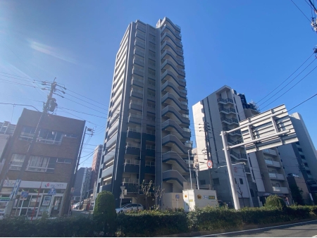 ファミリア―レ桜山