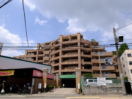 サンメゾン香里成田西町