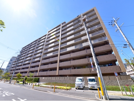 塚口ガーデンズマーク
