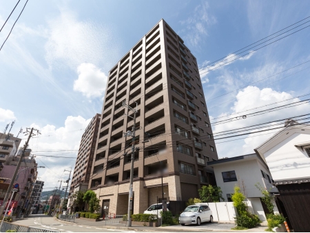サーパス池田駅前