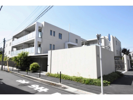ブリリア旗の台