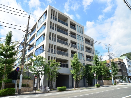 ジェイグラン岡本
