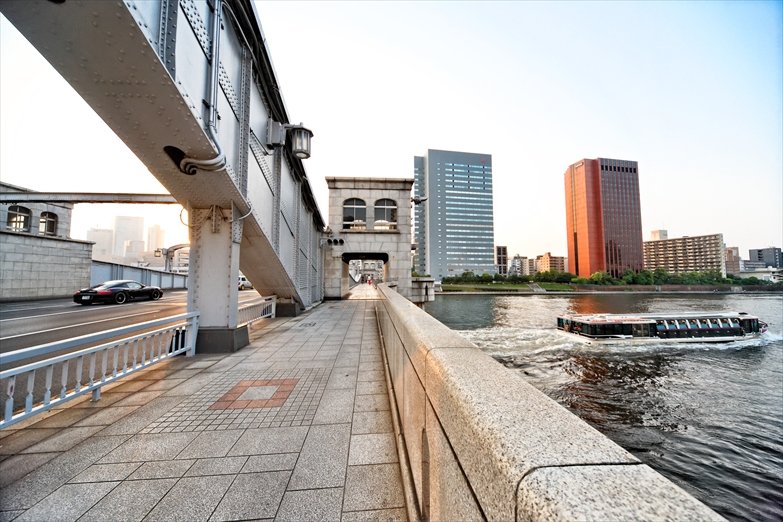 勝どき橋 道路