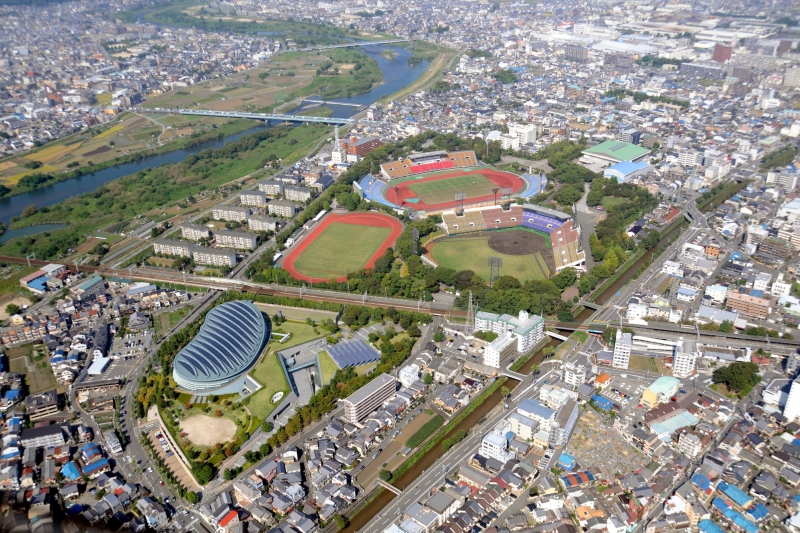 「西京極総合運動公園」