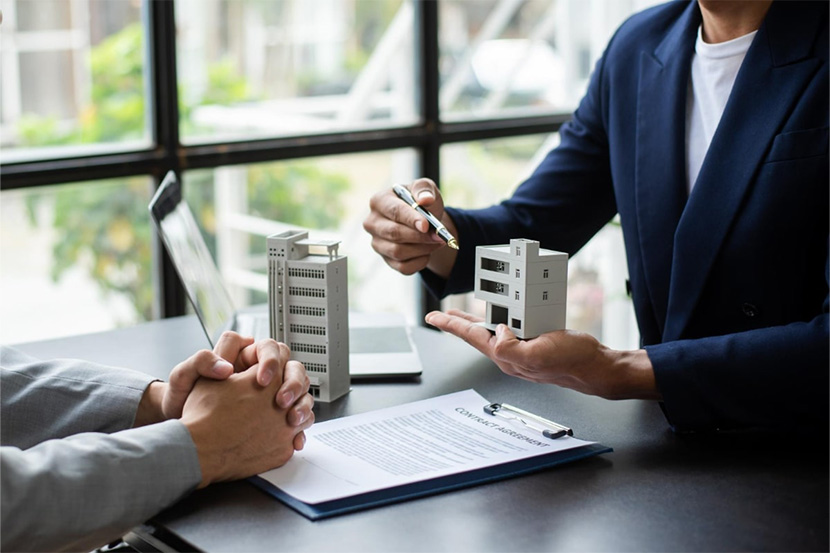 公務員が不動産投資を行う4つの利点！失敗しないためのポイントも解説