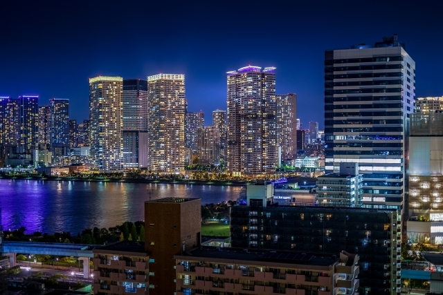 %E6%9D%B1%E4%BA%AC%E9%83%BD%E5%86%85%E3%81%AE%E3%82%AA%E3%83%95%E3%82%A3%E3%82%B9%E3%81%AE%E7%A9%BA%E5%AE%A4%E7%8E%87%E3%82%92%E5%A4%89%E5%8B%95%E3%81%95%E3%81%9B%E3%82%8B%E8%A6%81%E5%9B%A0%E3%81%AB%E3%81%A4%E3%81%84%E3%81%A6